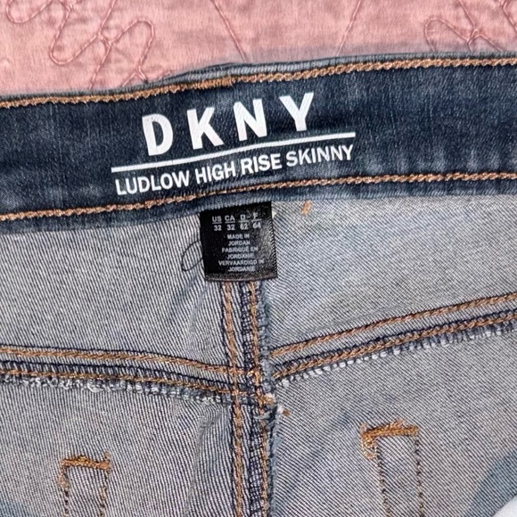 DKNY Women's Blue Skinny Jeans -Ludlow - Picture 8 of 10